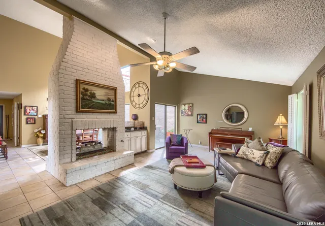 $2,300 | 3719 Morning Mist Street, San Antonio, TX 78230