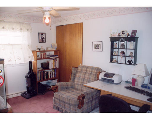 37 Field Street Pawtucket, RI 02860 - Photo 8 of 10 Gallery Image 8