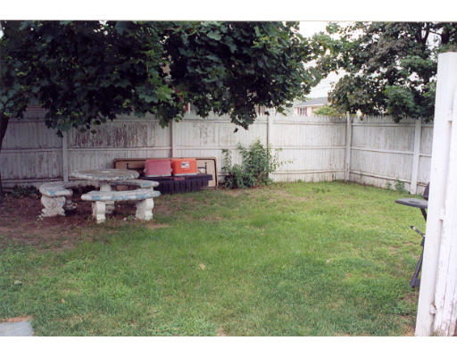 37 Field Street Pawtucket, RI 02860 - Photo 10 of 10 Gallery Image 10