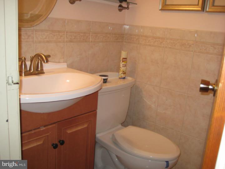 9812 Hardy Road Philadelphia, PA 19115 - Photo 23 of 25 Gallery Image 23