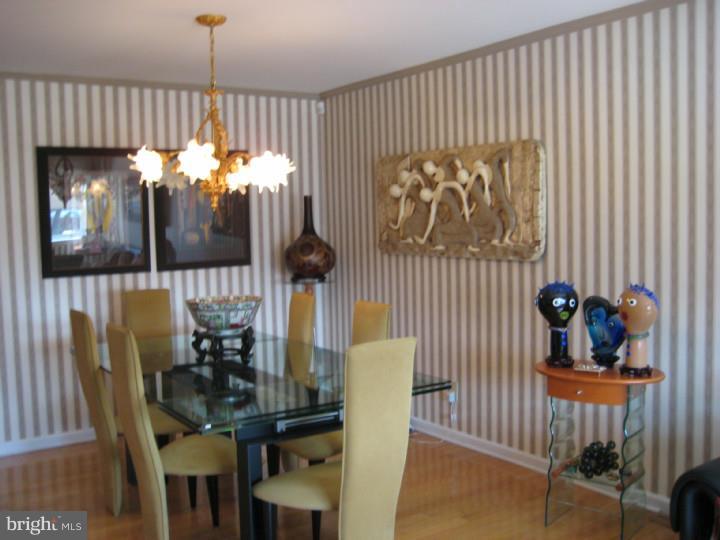 9812 Hardy Road Philadelphia, PA 19115 - Photo 7 of 25 Gallery Image 7