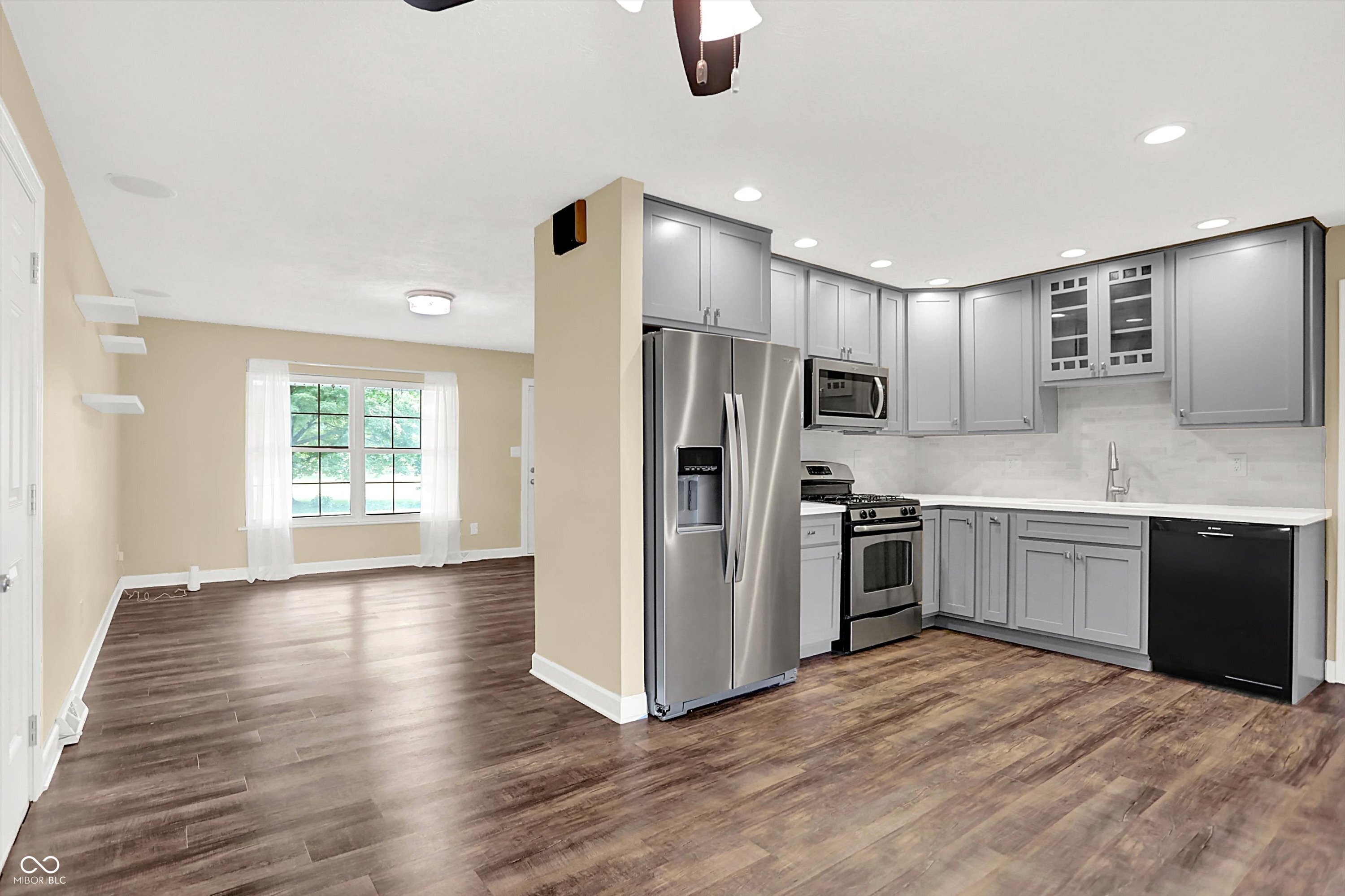 8014 Jeff Road Indianapolis, IN 46217 - Photo 11 of 53 Gallery Image 11