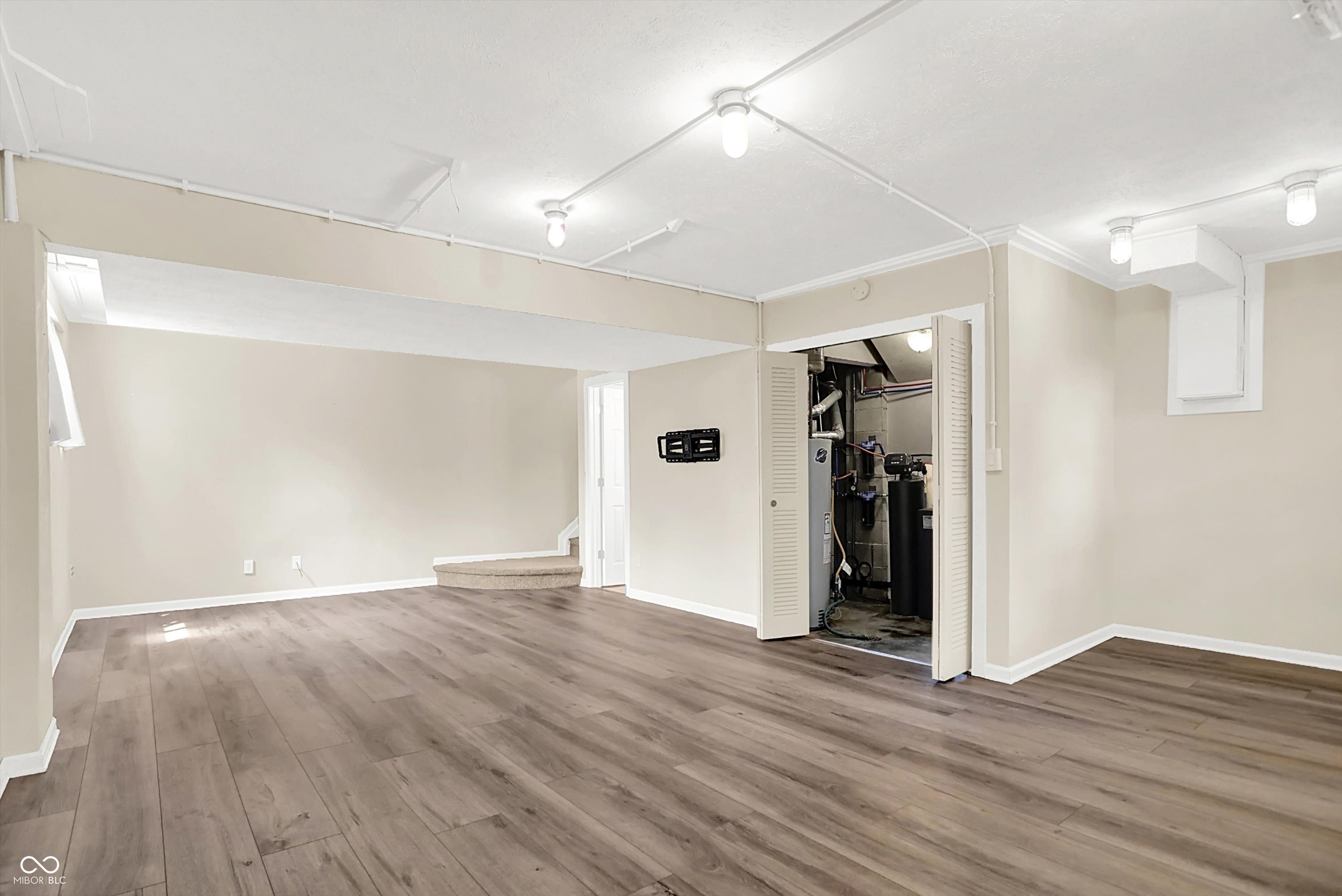 8014 Jeff Road Indianapolis, IN 46217 - Photo 32 of 53 Gallery Image 32