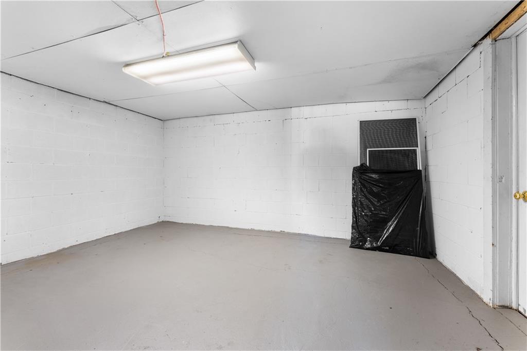 20 McCarrell Road Hickory, PA 15340 - Photo 30 of 35 Extra storage area with a door to the outside.