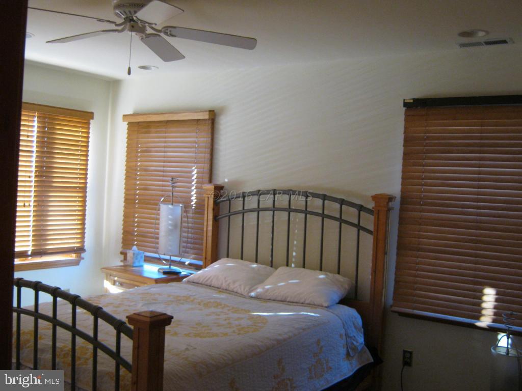 10627 Point Lookout Road Ocean City, MD 21842 - Photo 21 of 63 Gallery Image 21
