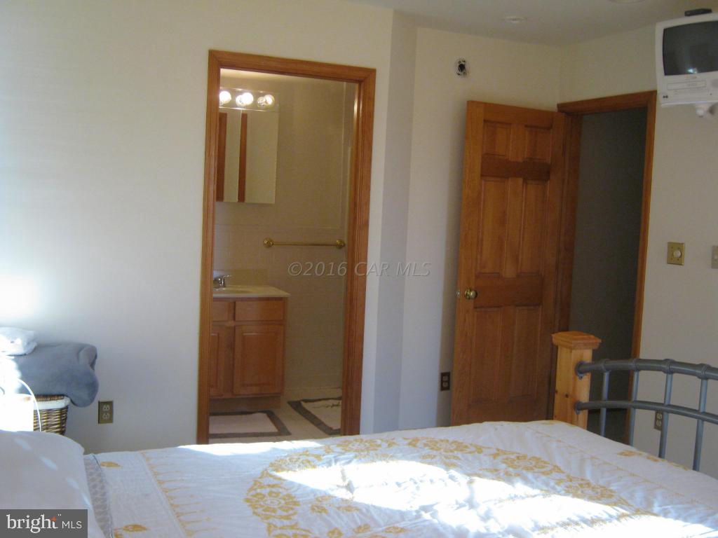 10627 Point Lookout Road Ocean City, MD 21842 - Photo 23 of 63 Gallery Image 23