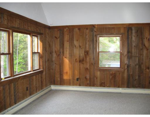 7 Dunn Road Ashburnham, MA 01430 - Photo 5 of 8