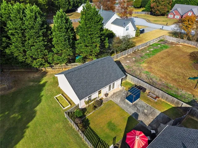 a view of house with outdoor space