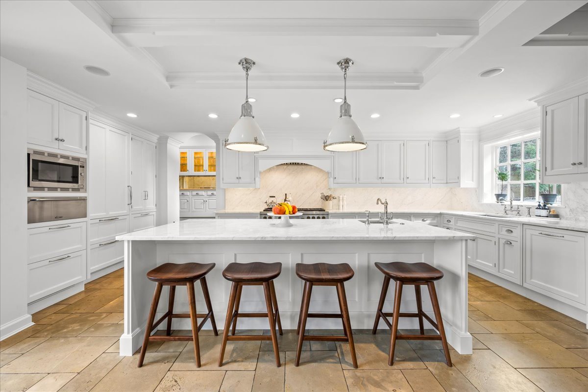 475 East Deerpath Road Lake Forest, IL 60045 - Photo 23 of 64