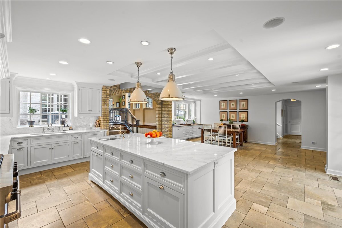 475 East Deerpath Road Lake Forest, IL 60045 - Photo 25 of 64