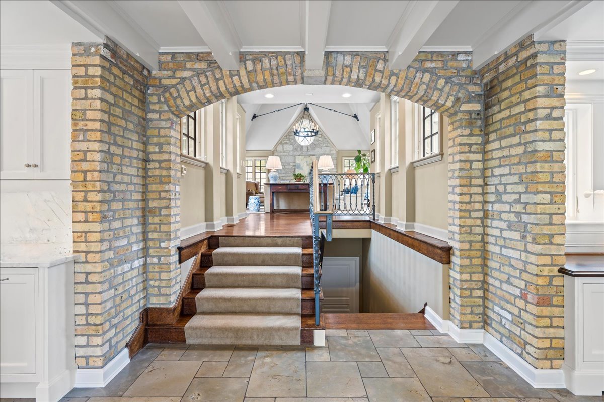 475 East Deerpath Road Lake Forest, IL 60045 - Photo 33 of 64