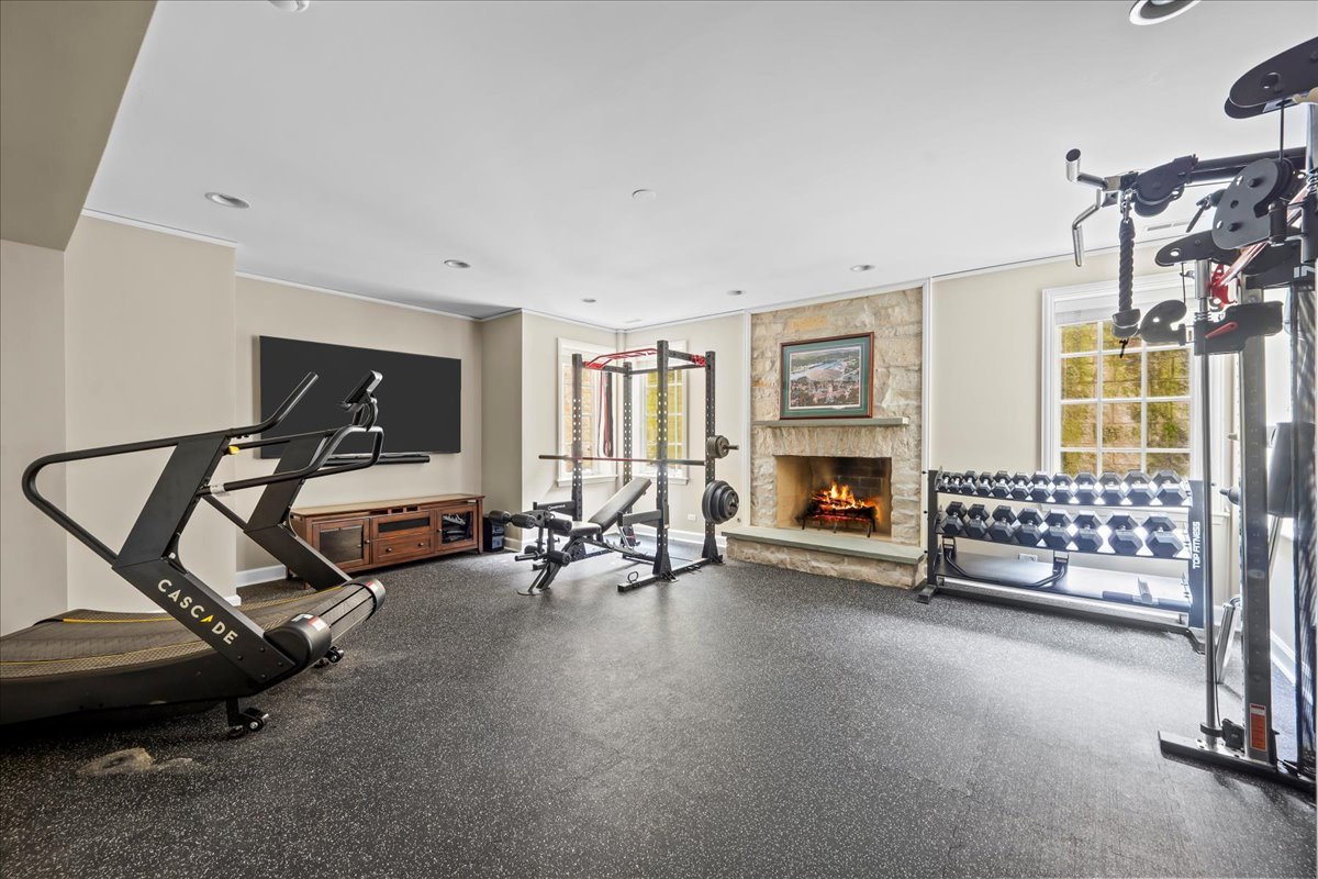 475 East Deerpath Road Lake Forest, IL 60045 - Photo 34 of 64