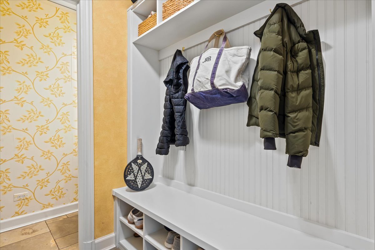 475 East Deerpath Road Lake Forest, IL 60045 - Photo 35 of 64