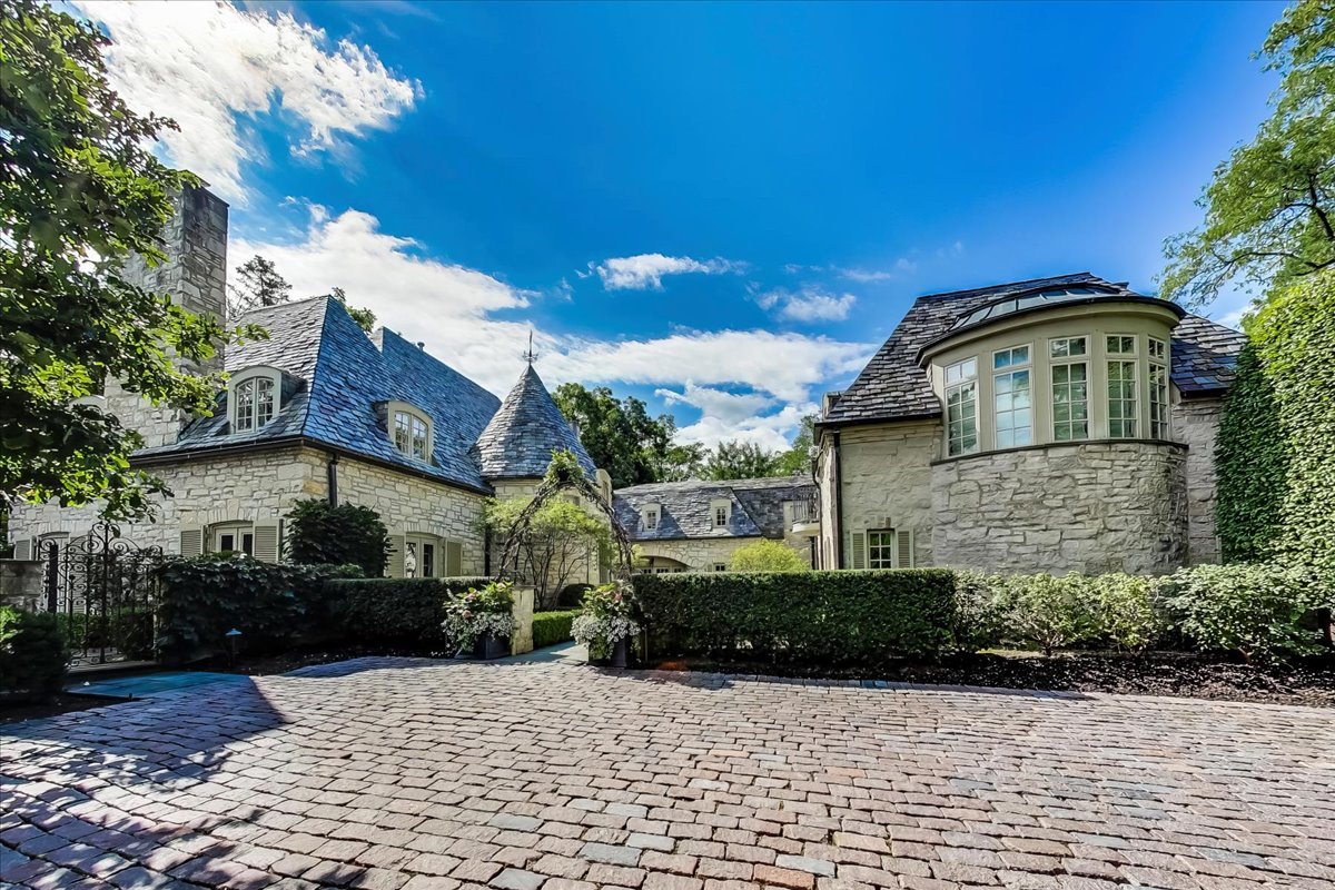 475 East Deerpath Road Lake Forest, IL 60045 - Photo 4 of 64