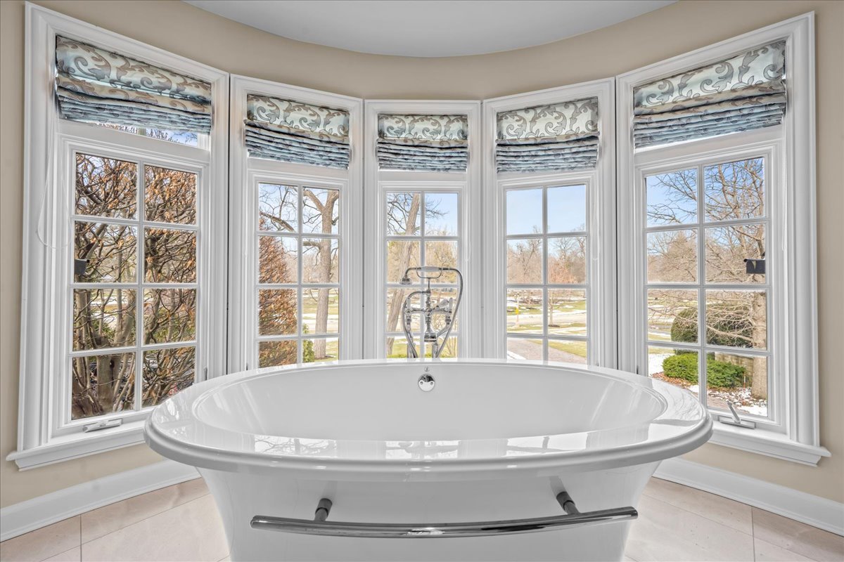 475 East Deerpath Road Lake Forest, IL 60045 - Photo 42 of 64