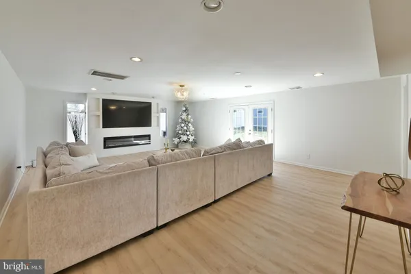 $799,900 | 1194 Elberta Avenue, Bensalem, PA 19020