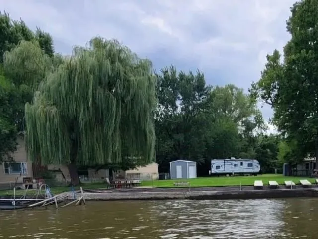 a view of lake with house