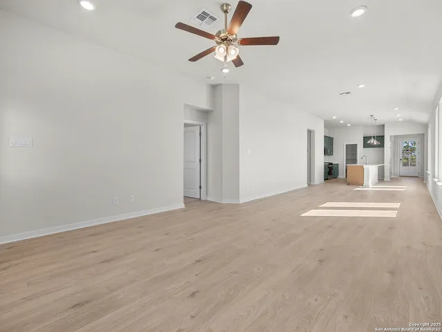 $299,999 | 13207 Gustave Grove, San Antonio, TX 78253