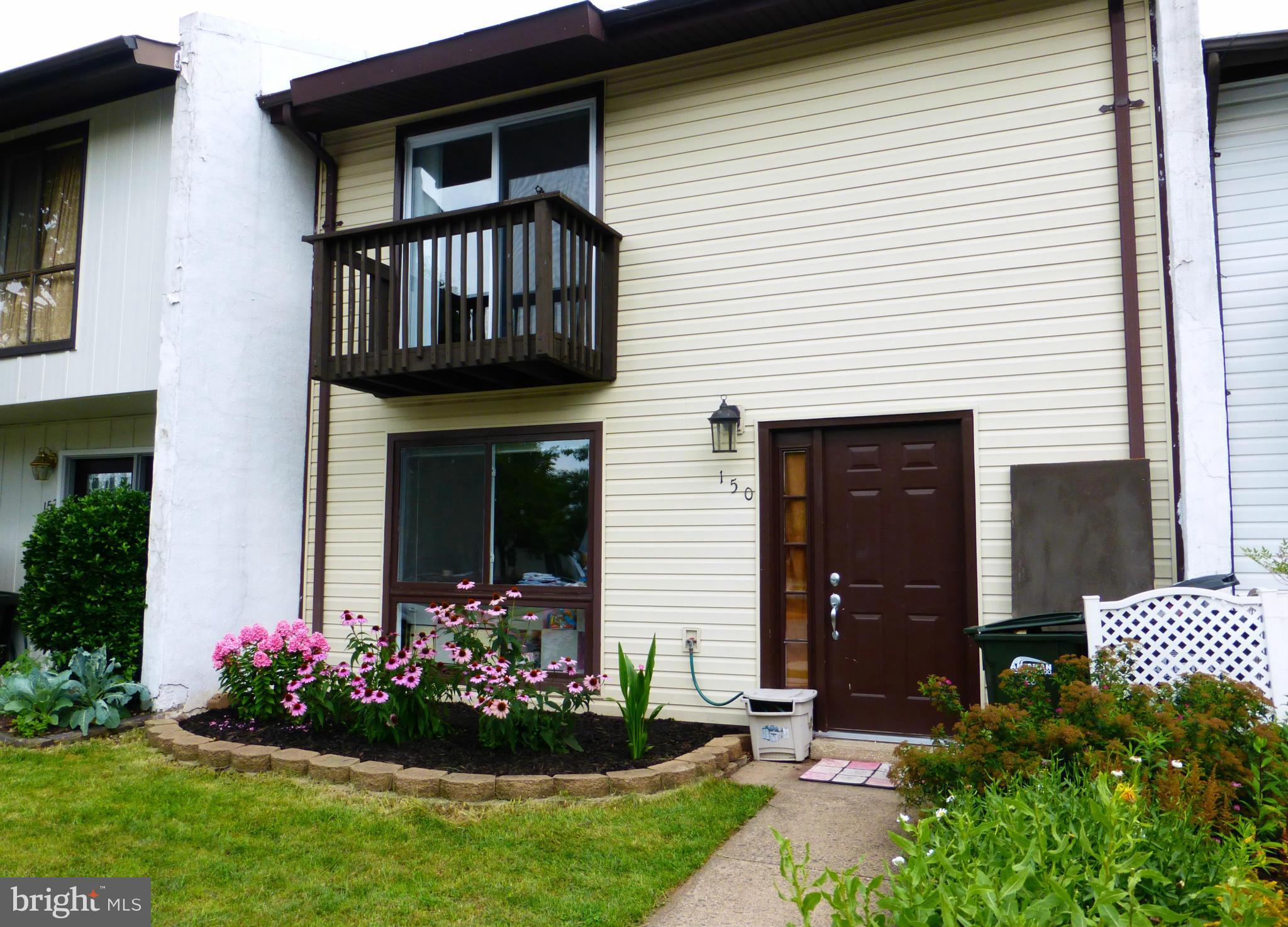 150 North Cottage Road Sterling, VA 20164 - Photo 1 of 22 Exterior (Front)