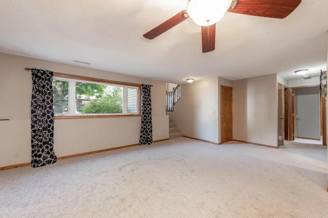 $338,000 | 2513 Marwood Drive, Mankato, MN 56001