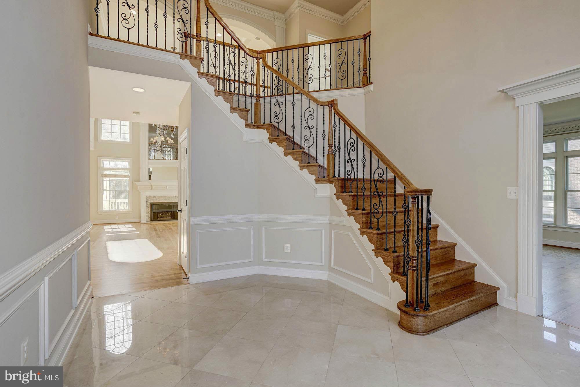 3021 Castle Road Falls Church, VA 22044 - Photo 2 of 30 Foyer