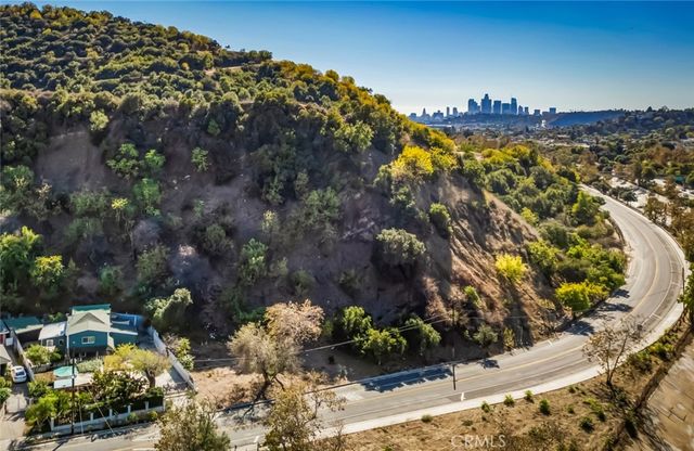 $988,000 | 383 South Ave 52, Highland Park, CA 90042