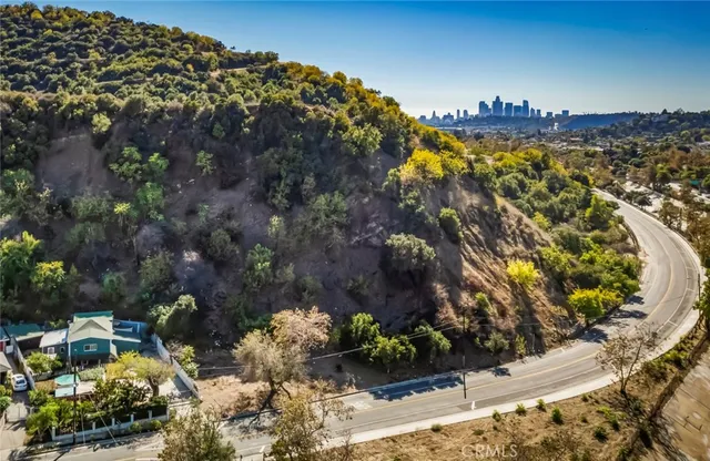 $988,000 | 383 South Ave 52, Highland Park, CA 90042