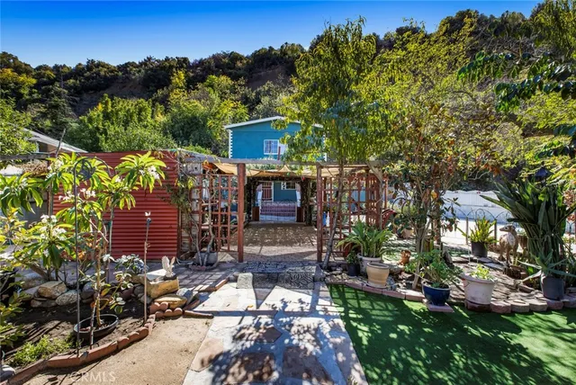 $988,000 | 383 South Ave 52, Highland Park, CA 90042