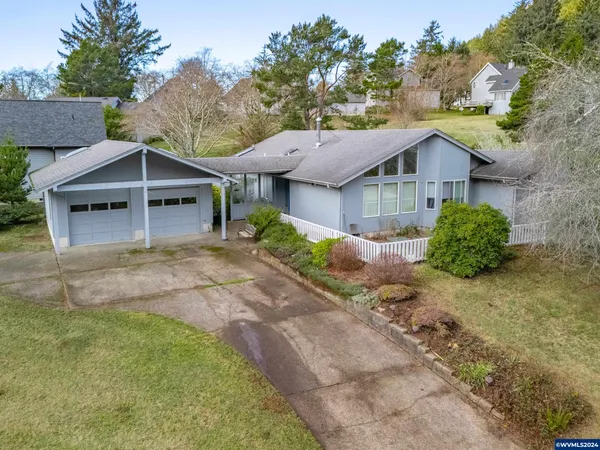 $475,000 | 341 Combs Circle, Yachats, OR 97498