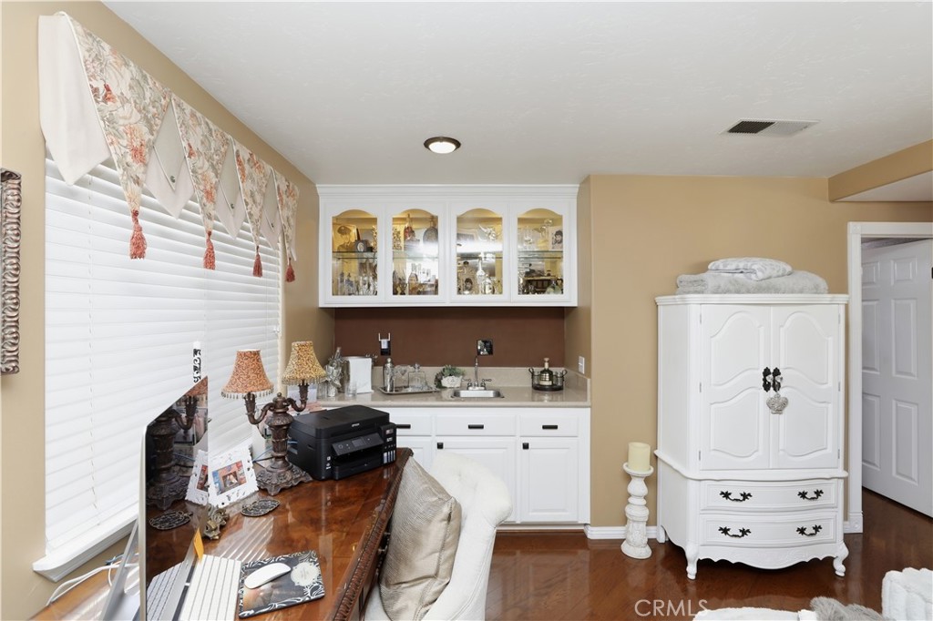 1210 Versailles Circle Riverside, CA 92506 - Photo 22 of 75