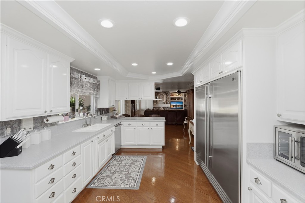 1210 Versailles Circle Riverside, CA 92506 - Photo 28 of 75