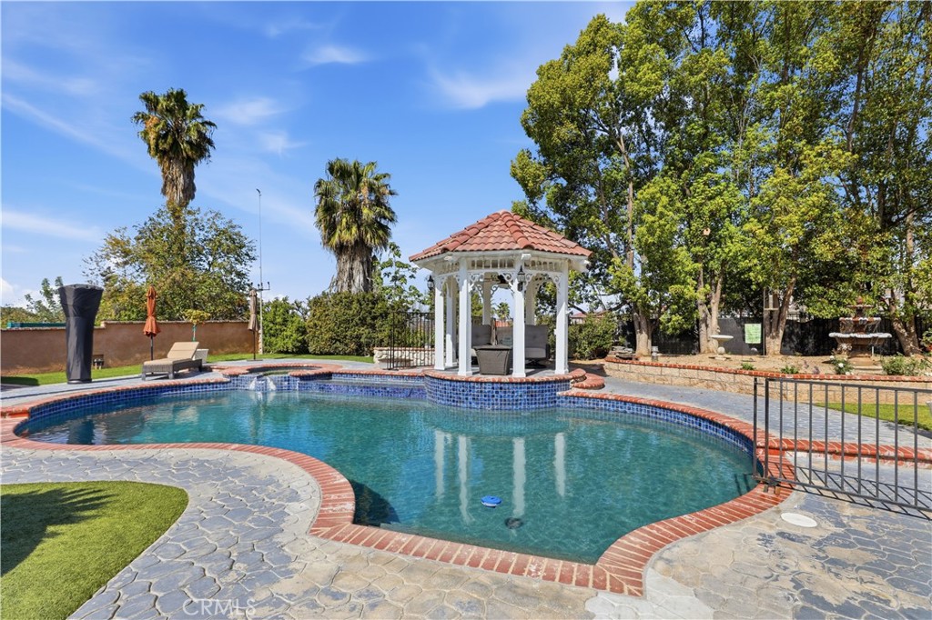 1210 Versailles Circle Riverside, CA 92506 - Photo 55 of 75