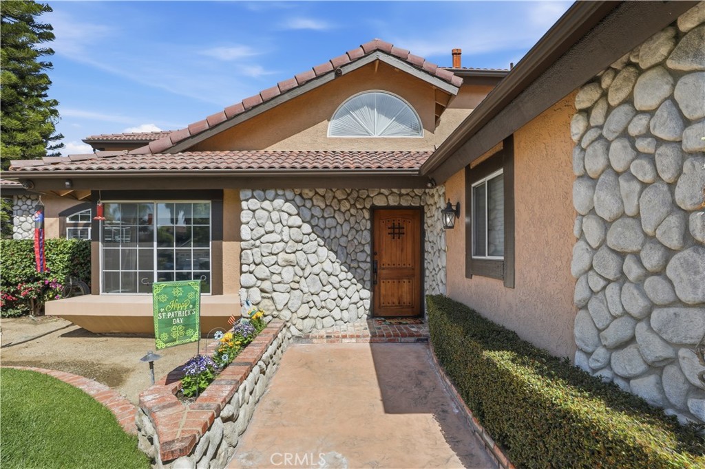 1210 Versailles Circle Riverside, CA 92506 - Photo 6 of 75