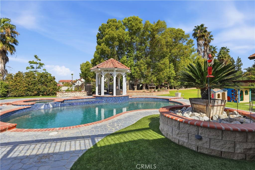 1210 Versailles Circle Riverside, CA 92506 - Photo 64 of 75