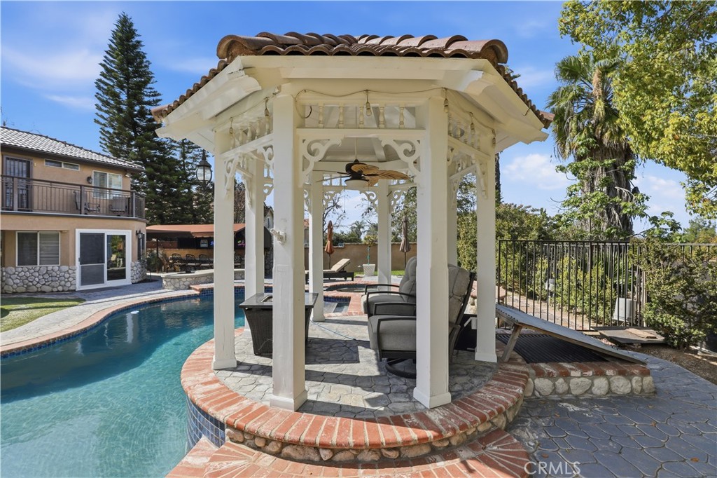 1210 Versailles Circle Riverside, CA 92506 - Photo 68 of 75