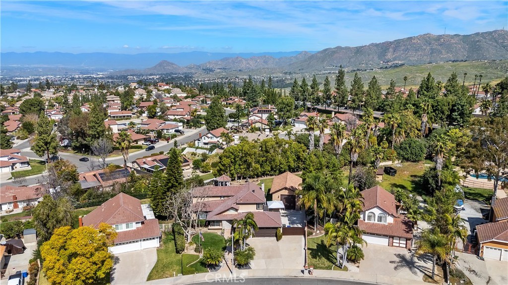 1210 Versailles Circle Riverside, CA 92506 - Photo 8 of 75