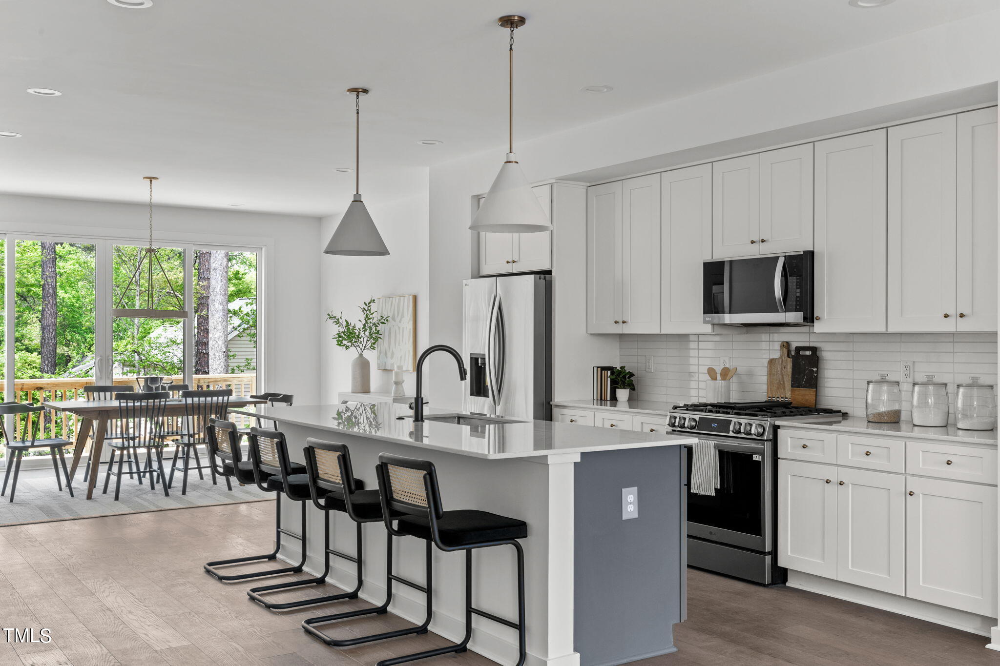 6422 Tanner Oak Lane Raleigh, NC 27613 - Photo 9 of 50 8