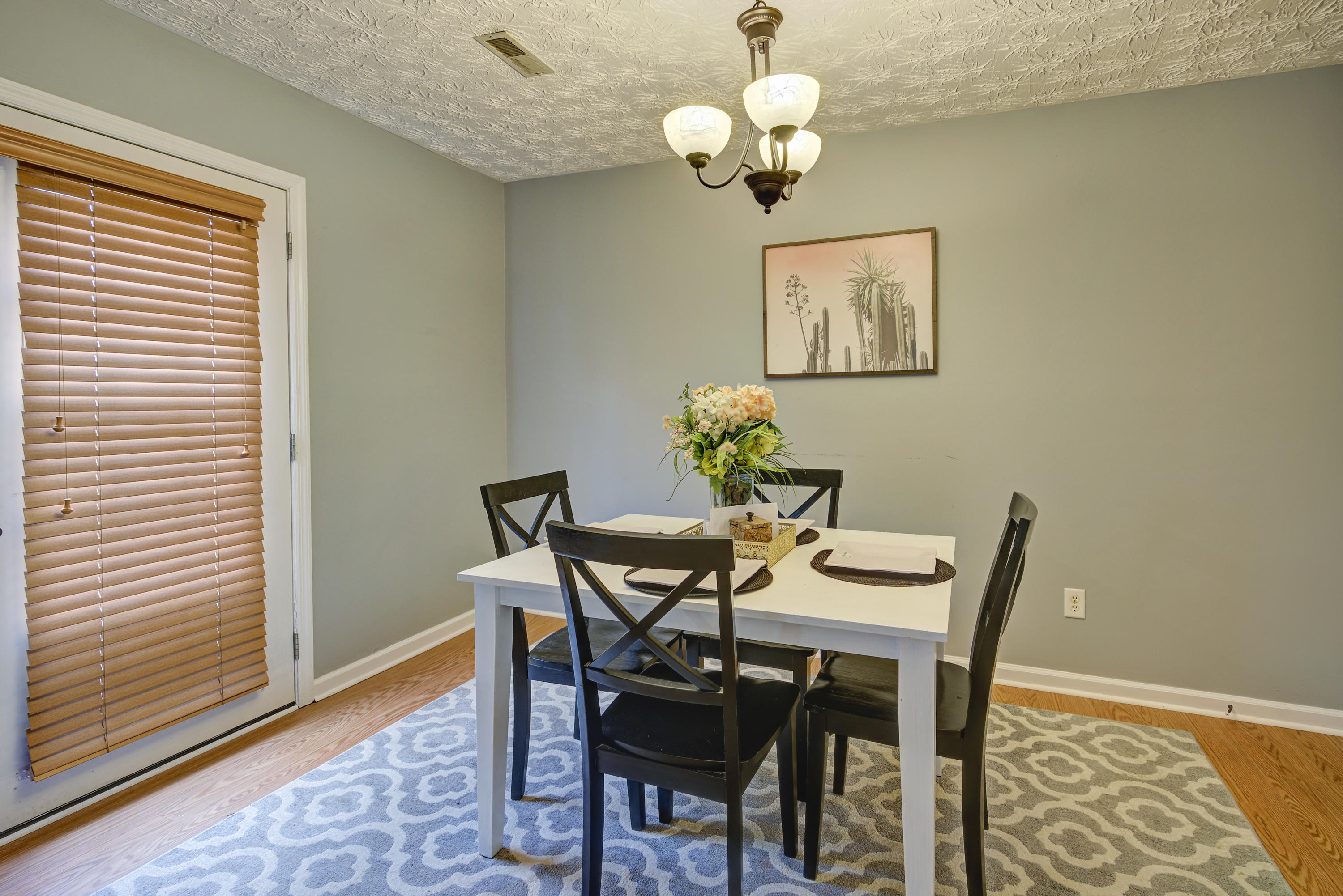 807 Swadley Road, Unit 8 Johnson City, TN 37601 - Photo 3 of 13 09372413-F42A-4067-94B0-9C8752DB6F23