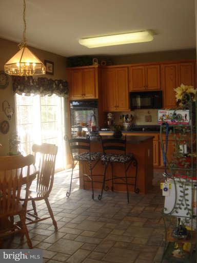 903 Longbow Road Mount Airy, MD 21771 - Photo 12 of 25 Kitchen
