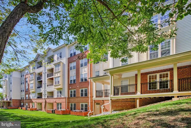 $400,000 | 2550 Kensington Gardens, Unit 205, Ellicott City, MD 21043