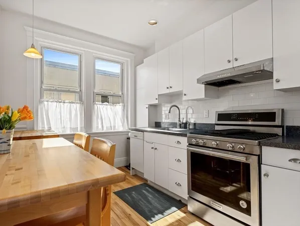 $2,850 | 238 South Huntington Avenue, Unit 12A, Boston, MA 02130