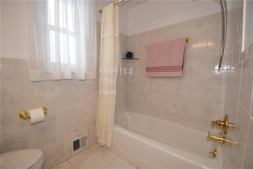 1255 Ingham Street Pittsburgh, PA 15212 - Photo 14 of 31 Gallery Image 14