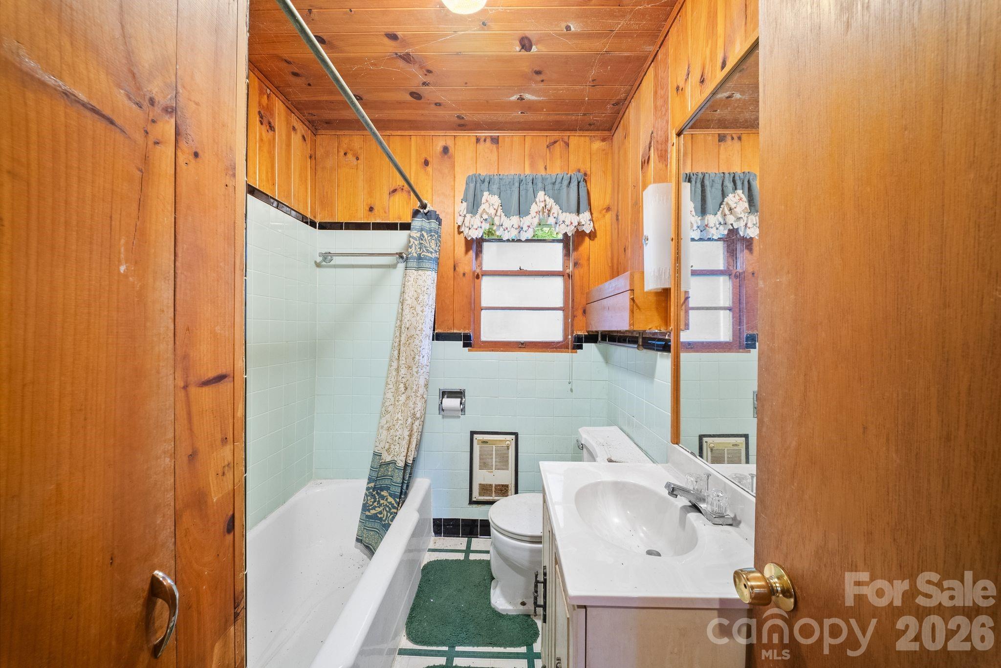 65 Gurney Franklin Road Newland, NC 28657 - Photo 13 of 25