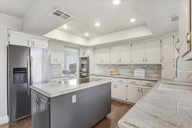 $1,325,000 | 2940 Crystal Bay Drive, Las Vegas, NV 89117