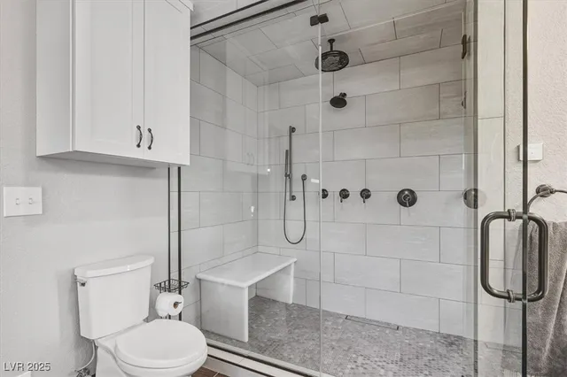 $1,325,000 | 2940 Crystal Bay Drive, Las Vegas, NV 89117