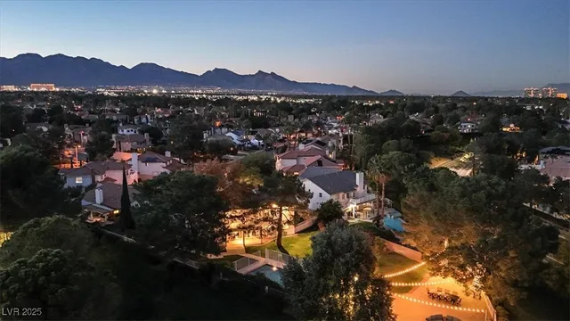$1,325,000 | 2940 Crystal Bay Drive, Las Vegas, NV 89117