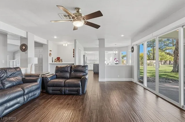 $1,325,000 | 2940 Crystal Bay Drive, Las Vegas, NV 89117