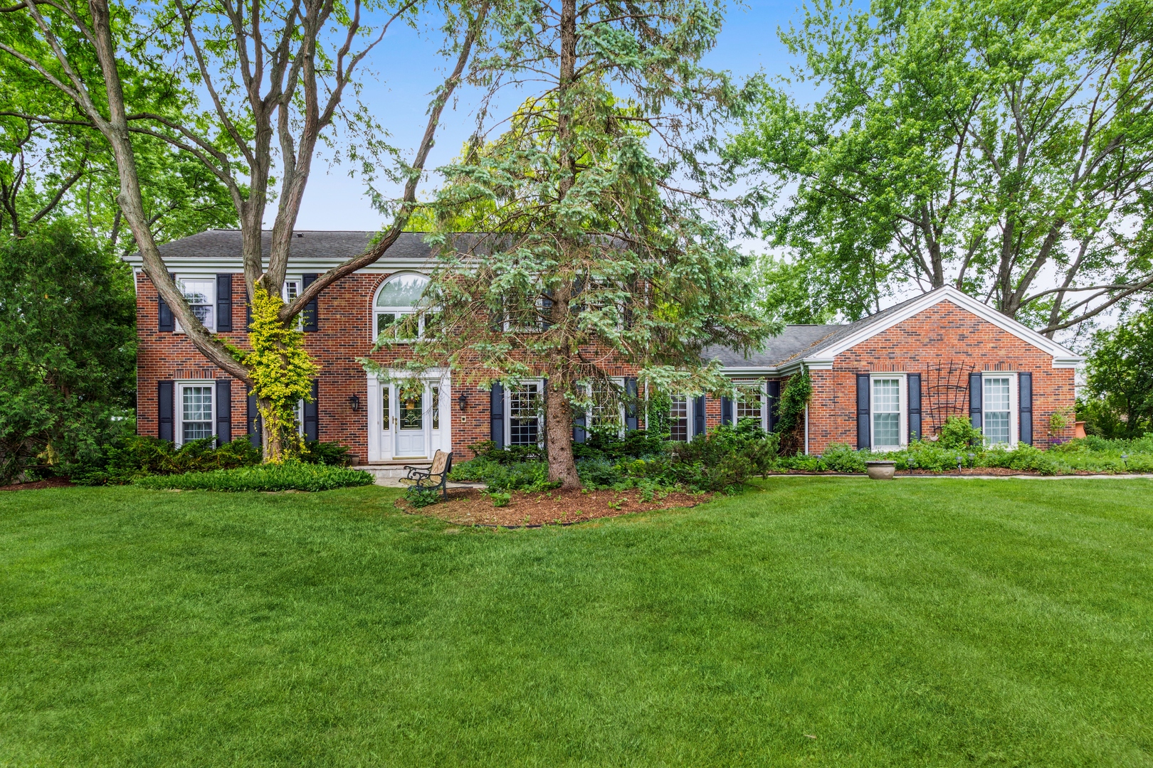 862 Kilrenny Inverness, IL 60067 - Photo 1 of 24