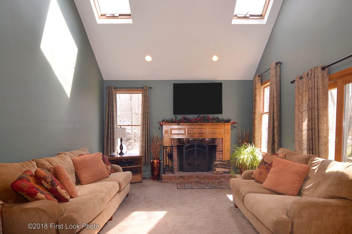 26 Old Schoolhouse Road Scituate, RI 02831 - Photo 17 of 34 Gallery Image 17