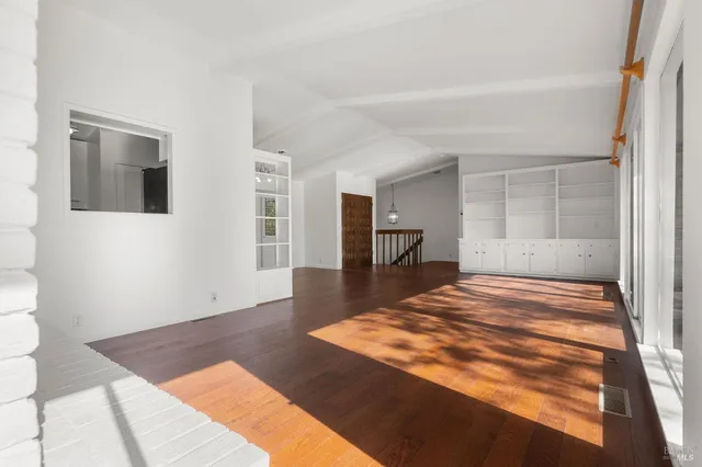 $10,000 | 121 Knoll Place, St. Helena, CA 94574